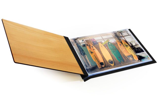 External Hingetimber 11 X 17 Lnd Inner 3quarter Bound
