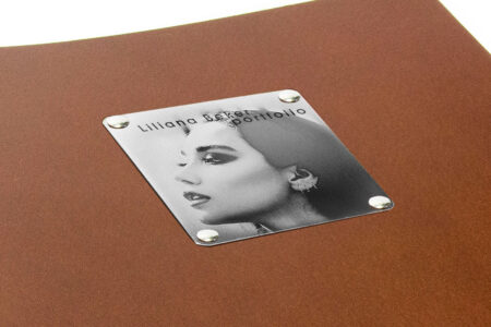 Lthr Pf 5.5x8.5 Prt Dark Tan Liliana Beker Plaque Laser Etch Closeup